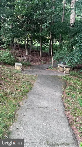 $2,450 | 5904 Cove Landing Road, Unit 301, Burke, VA 22015