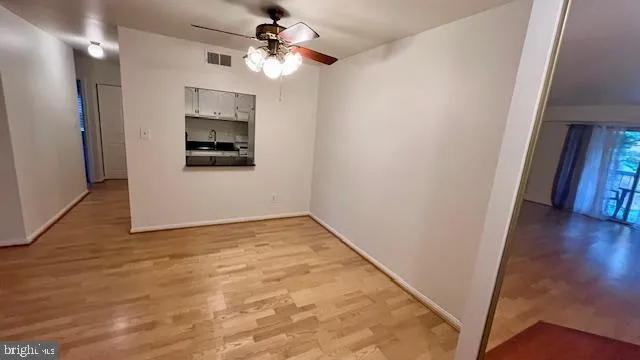 $2,450 | 5904 Cove Landing Road, Unit 301, Burke, VA 22015