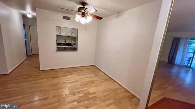 5904 Cove Landing Road, Unit 301 Burke, VA 22015 - Photo 6 of 42