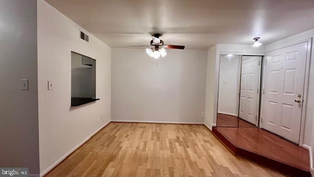 5904 Cove Landing Road, Unit 301 Burke, VA 22015 - Photo 8 of 42