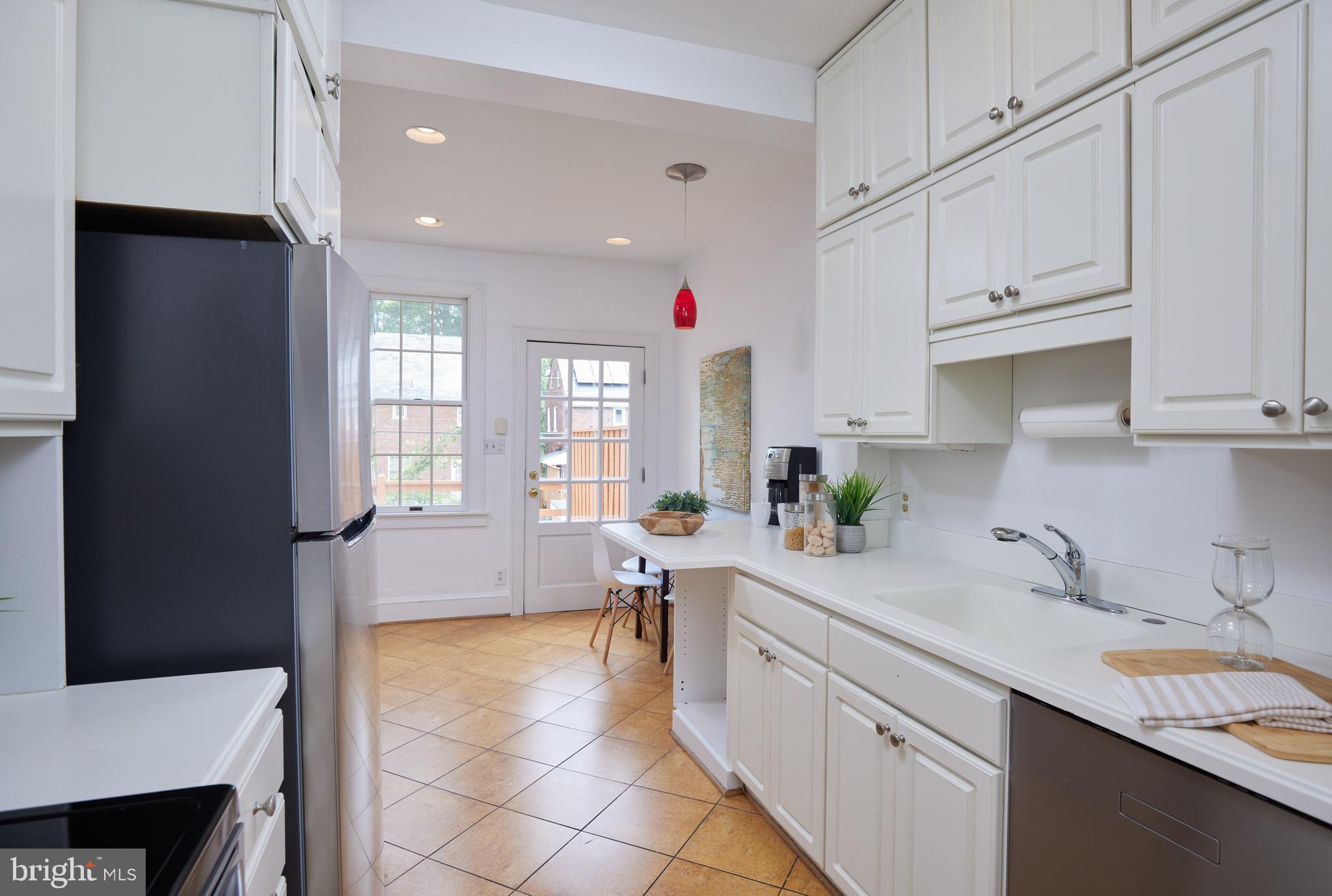 3407 Fessenden Street Northwest Washington, DC 20008 - Photo 15 of 57