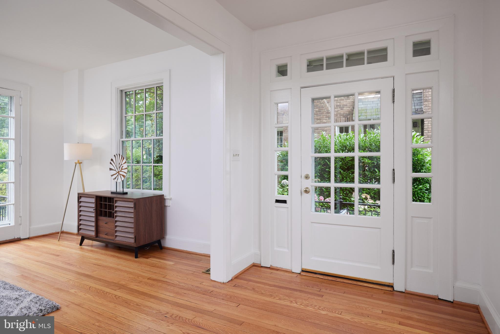 3407 Fessenden Street Northwest Washington, DC 20008 - Photo 4 of 57