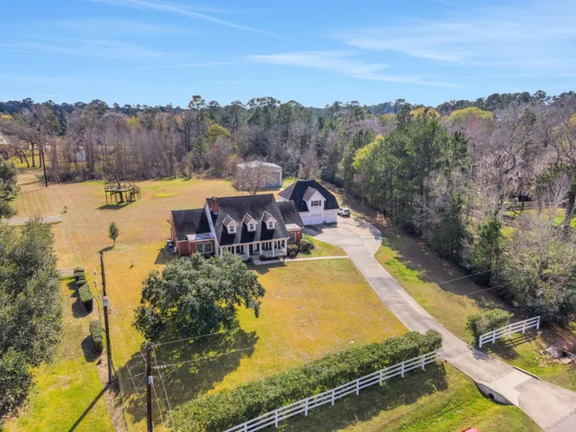 $895,000 | 14519 Wildwood Circle, Magnolia, TX 77354