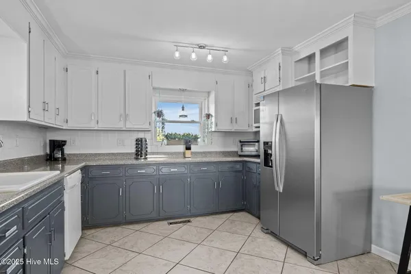 $995,000 | 205 Barefoot Lane, Atlantic Beach, NC 28512