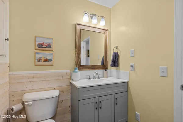 $995,000 | 205 Barefoot Lane, Atlantic Beach, NC 28512