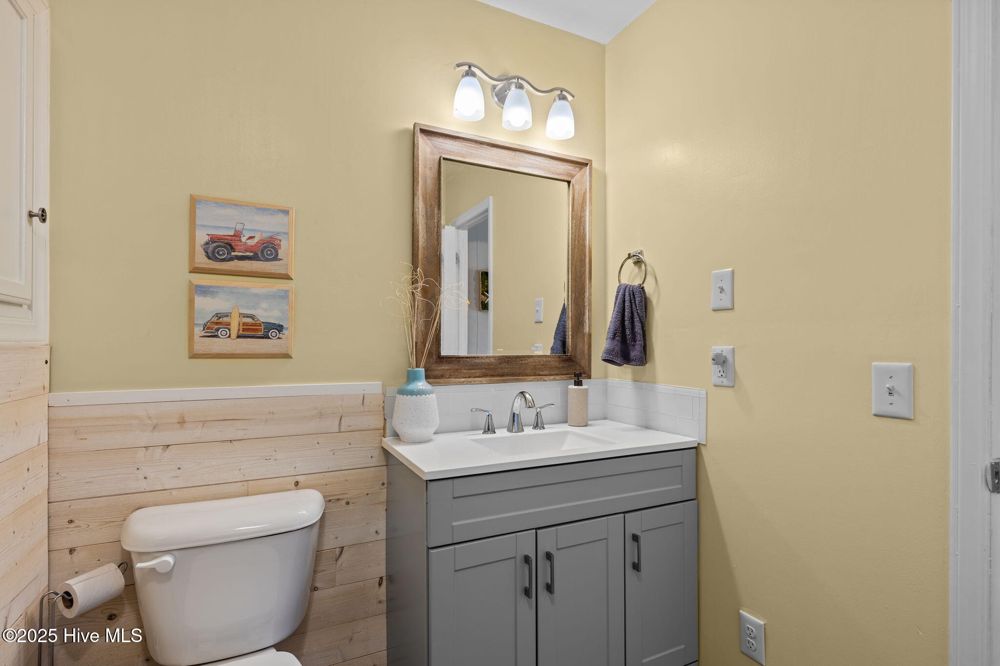 205 Barefoot Lane Atlantic Beach, NC 28512 - Photo 31 of 57 4-web-or-mls-1S3A9584-2