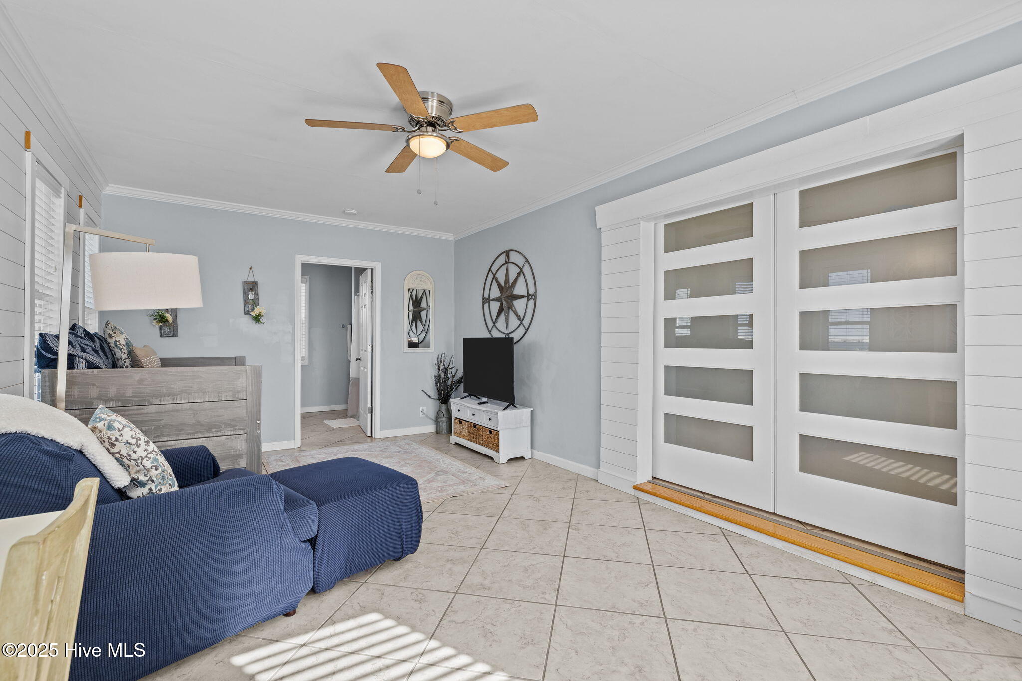 205 Barefoot Lane Atlantic Beach, NC 28512 - Photo 4 of 57 39-web-or-mls-1S3A9845