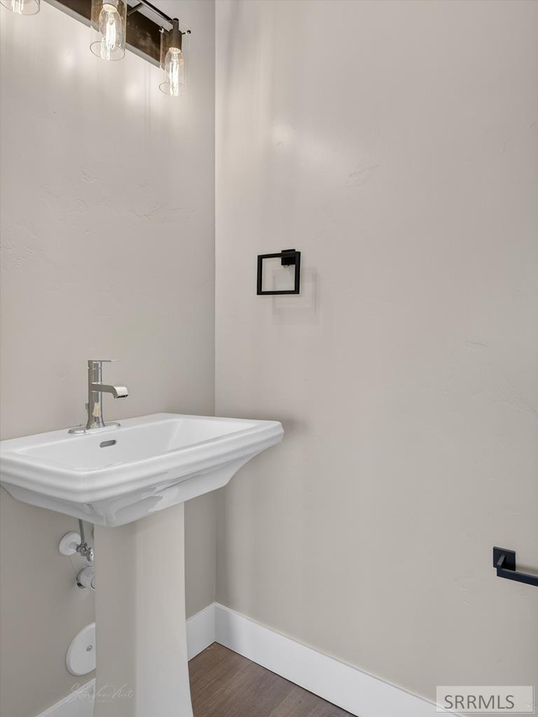4456 Center Street Pocatello, ID 83201 - Photo 30 of 48