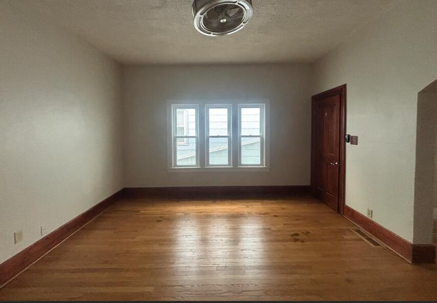 1032 South 4th Street Milwaukee, WI 53204 - Photo 2 of 3 Screenshot 2026-02-06 171630