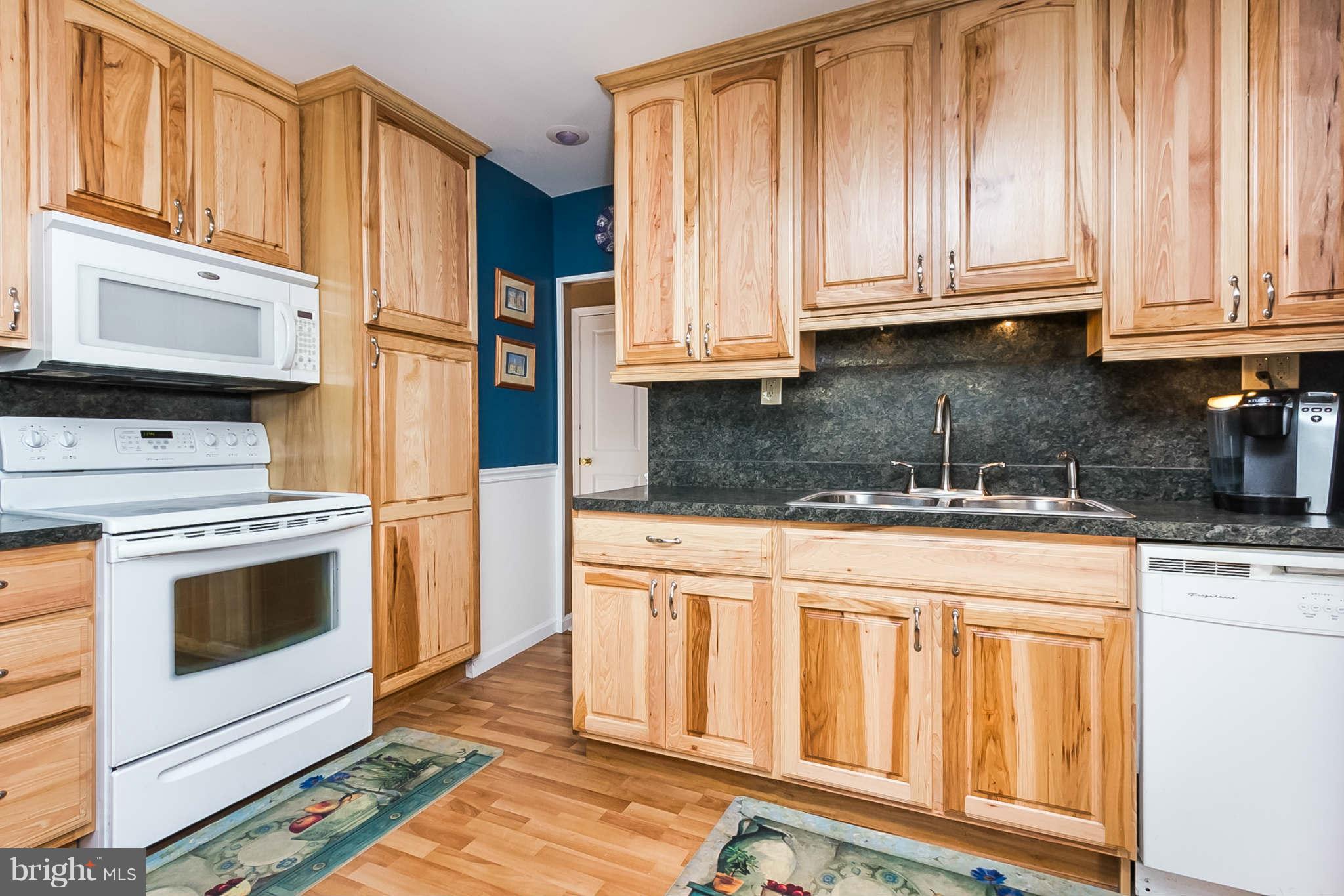 2612 Ambler Road Baltimore, MD 21222 - Photo 8 of 23 Kitchen