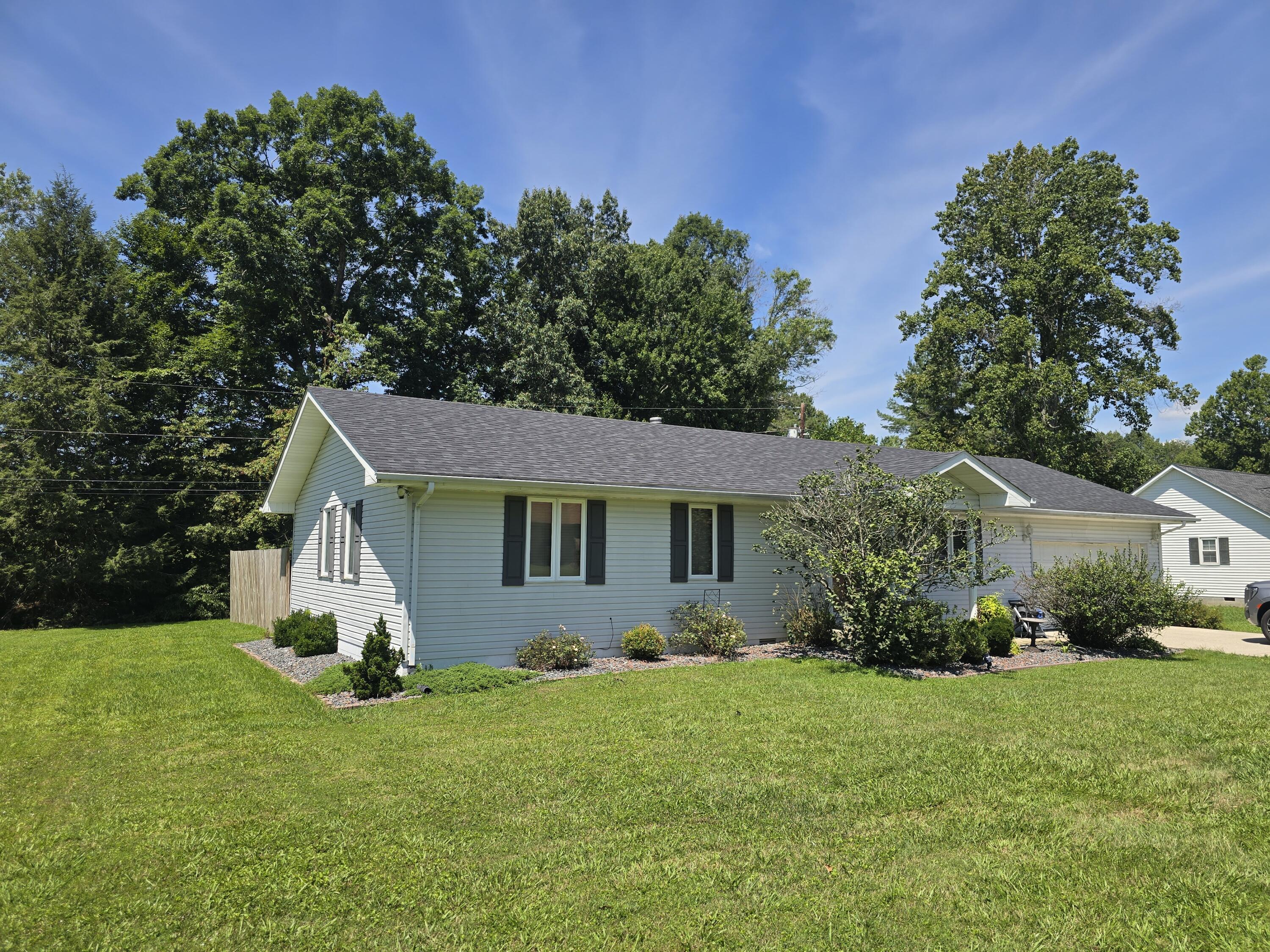 366 Meadowbrook Road London, KY 40744 - Photo 6 of 32 20260731_123736