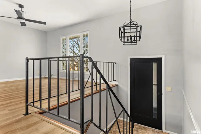 $189,000 | 2232 West Warwick Drive, Peoria, IL 61614