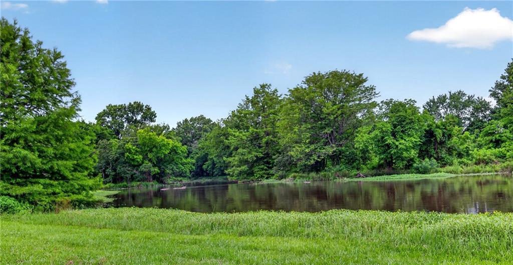 4713 Southeast Lostine Road Columbus, KS 66725 - Photo 9 of 56