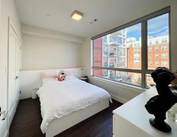 $3,500 | 99 Sumner Street, Unit 306, Boston, MA 02128