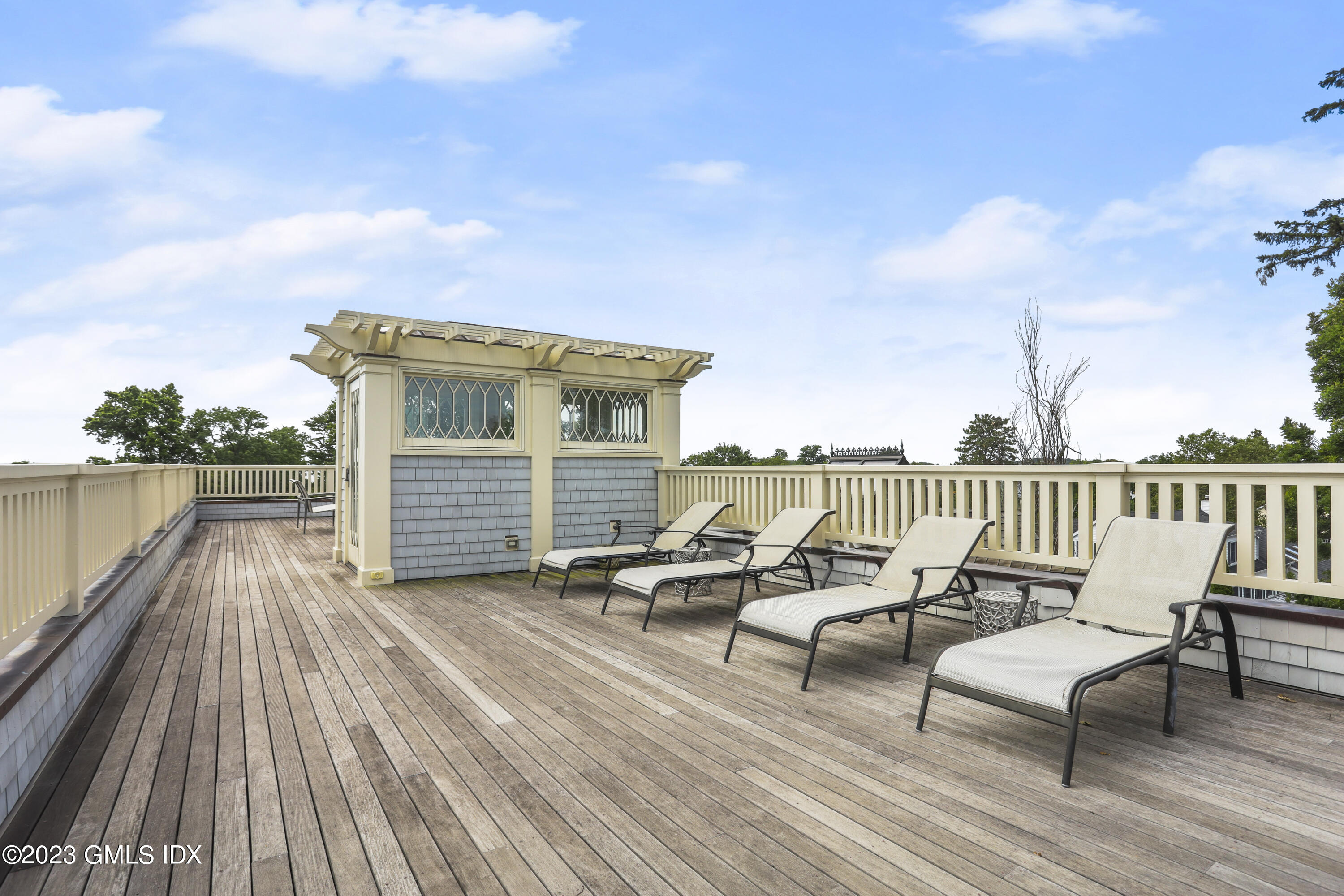 165 Shore Road, Unit A Old Greenwich, CT 06870 - Photo 21 of 28 a terrace view with seating space