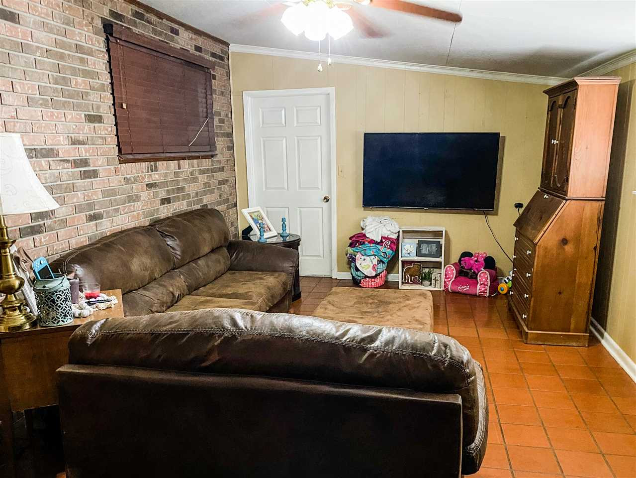 302 Brooks Street Raleigh, MS 39153 - Photo 7 of 18 Photo 9