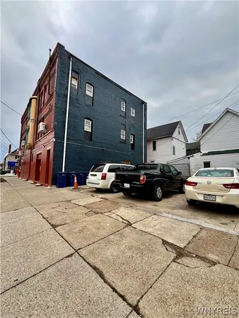 $1,100 | 236 Massachusetts Avenue, Unit 5, Buffalo, NY 14213