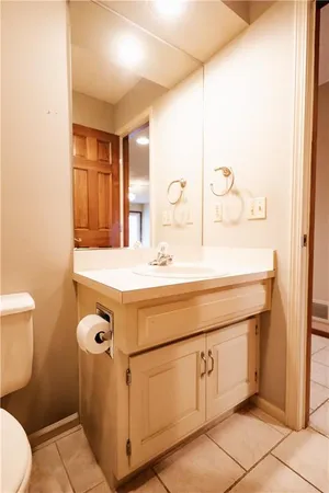 $237,500 | 3902 Eastgate Drive, St. Joseph, MO 64506