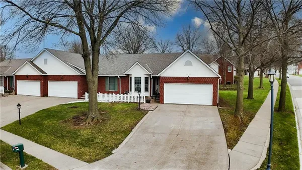$237,500 | 3902 Eastgate Drive, St. Joseph, MO 64506