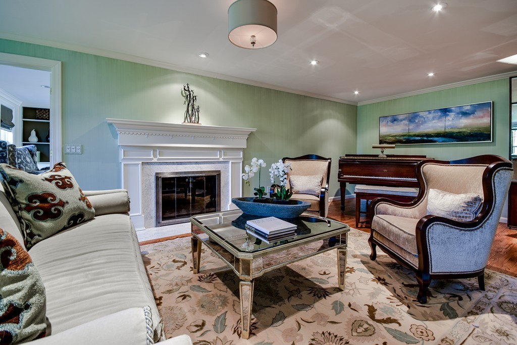 15 High Meadow Road Hadley, MA 01035 - Photo 4 of 16 Gallery Image 4