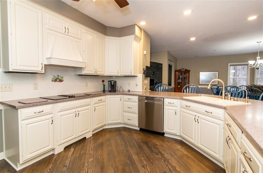 6126 Johnson Road Indianapolis, IN 46220 - Photo 12 of 48 Gallery Image 12