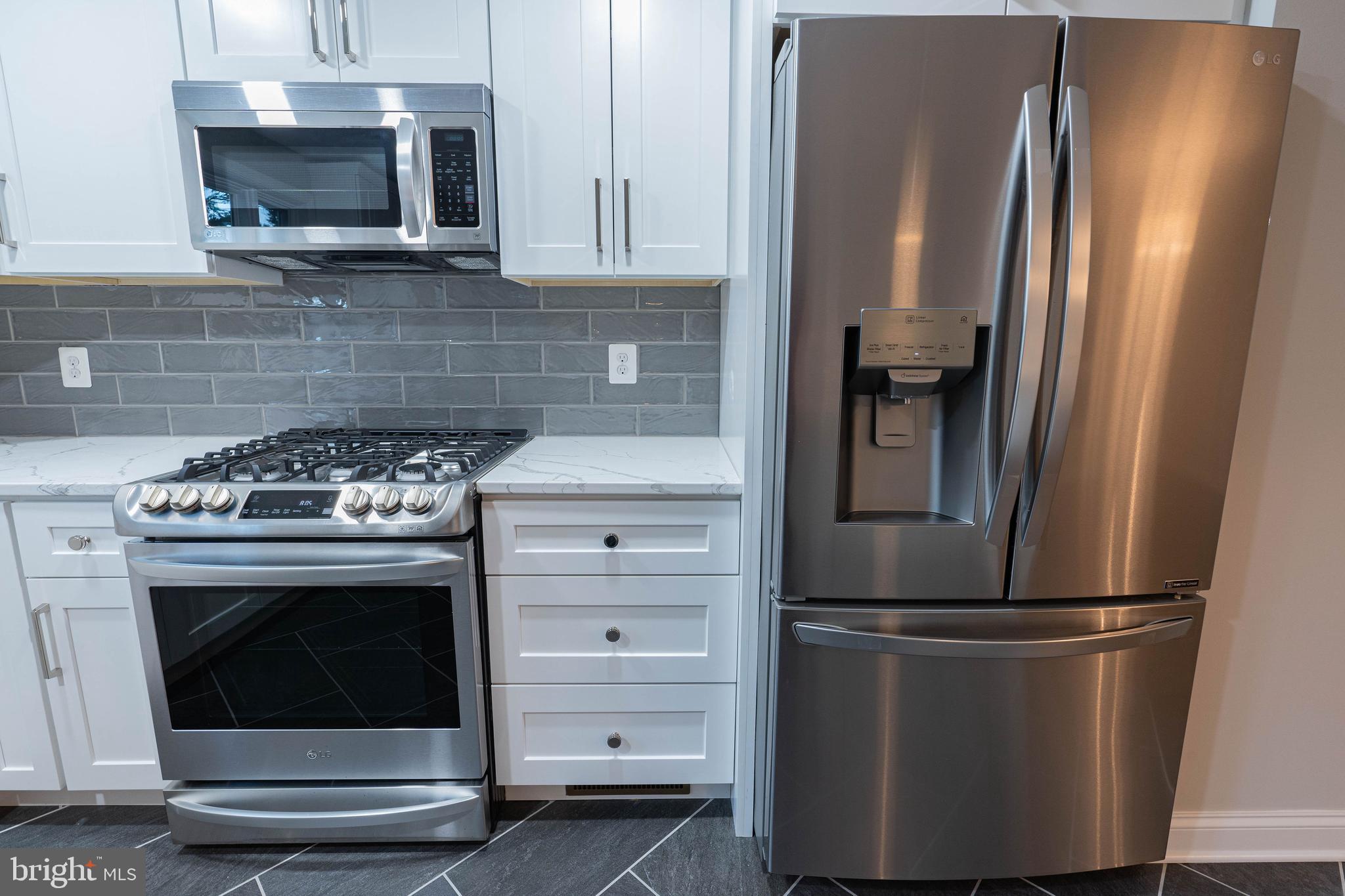 5103 Falls Rd Terrace Baltimore, MD 21210 - Photo 9 of 31 Kitchen - brand new stainless appliances