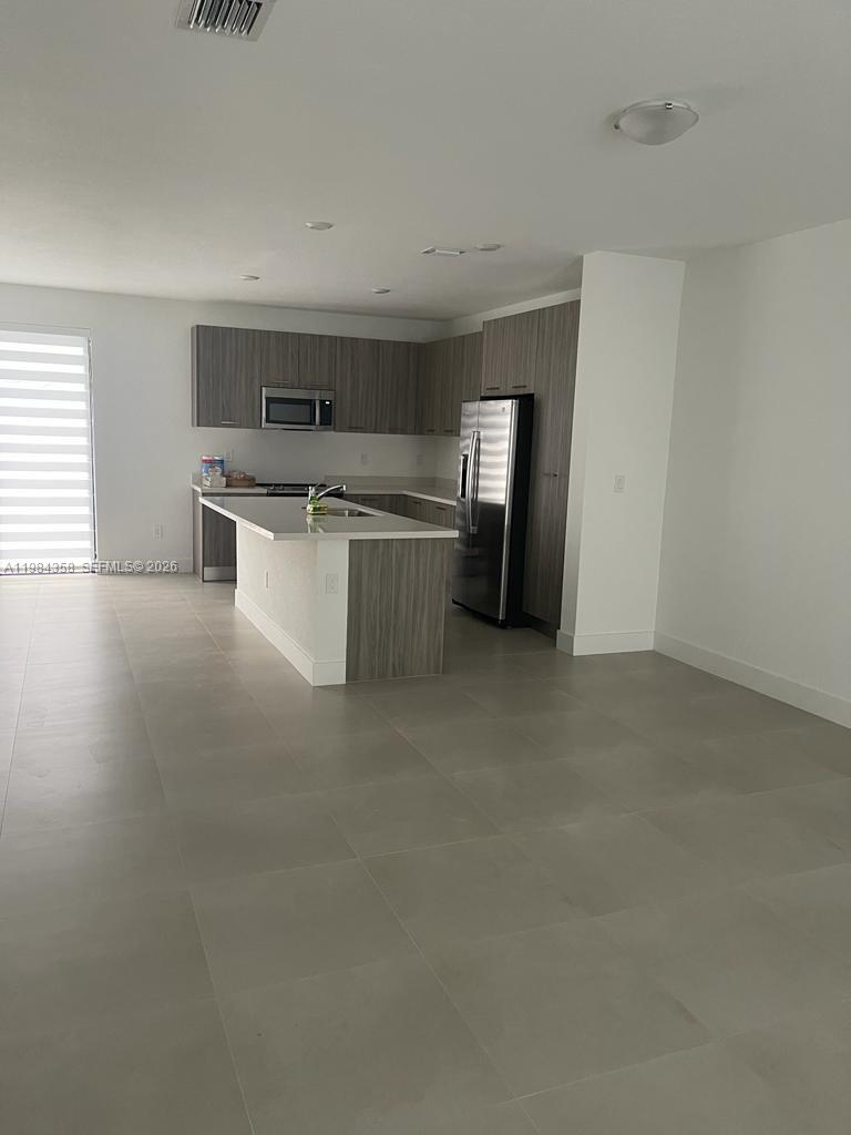 13637 Southwest 157th Place Miami, FL 33196 - Photo 9 of 18