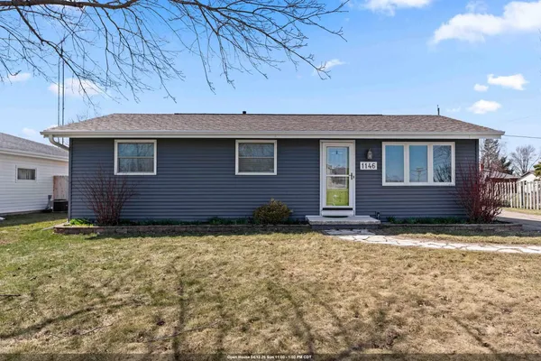 $250,000 | 1146 Redwood Lane, Menasha, WI 54952