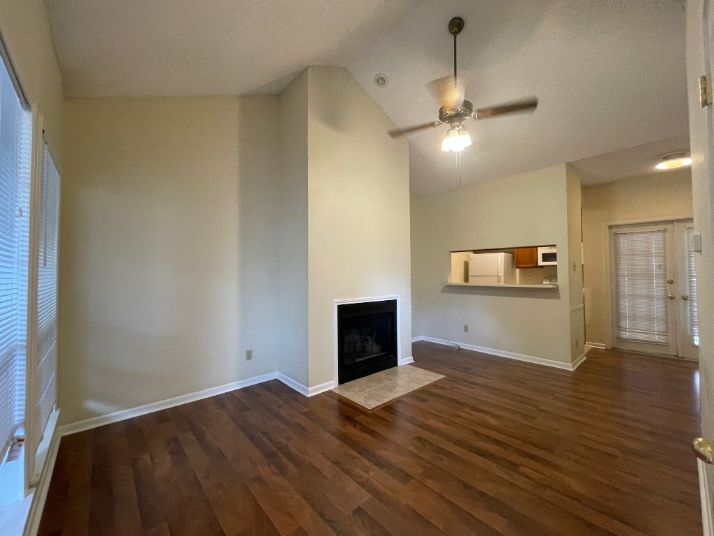 715 West 22 1/2 Street, Unit 306 Austin, TX 78705 - Photo 4 of 16