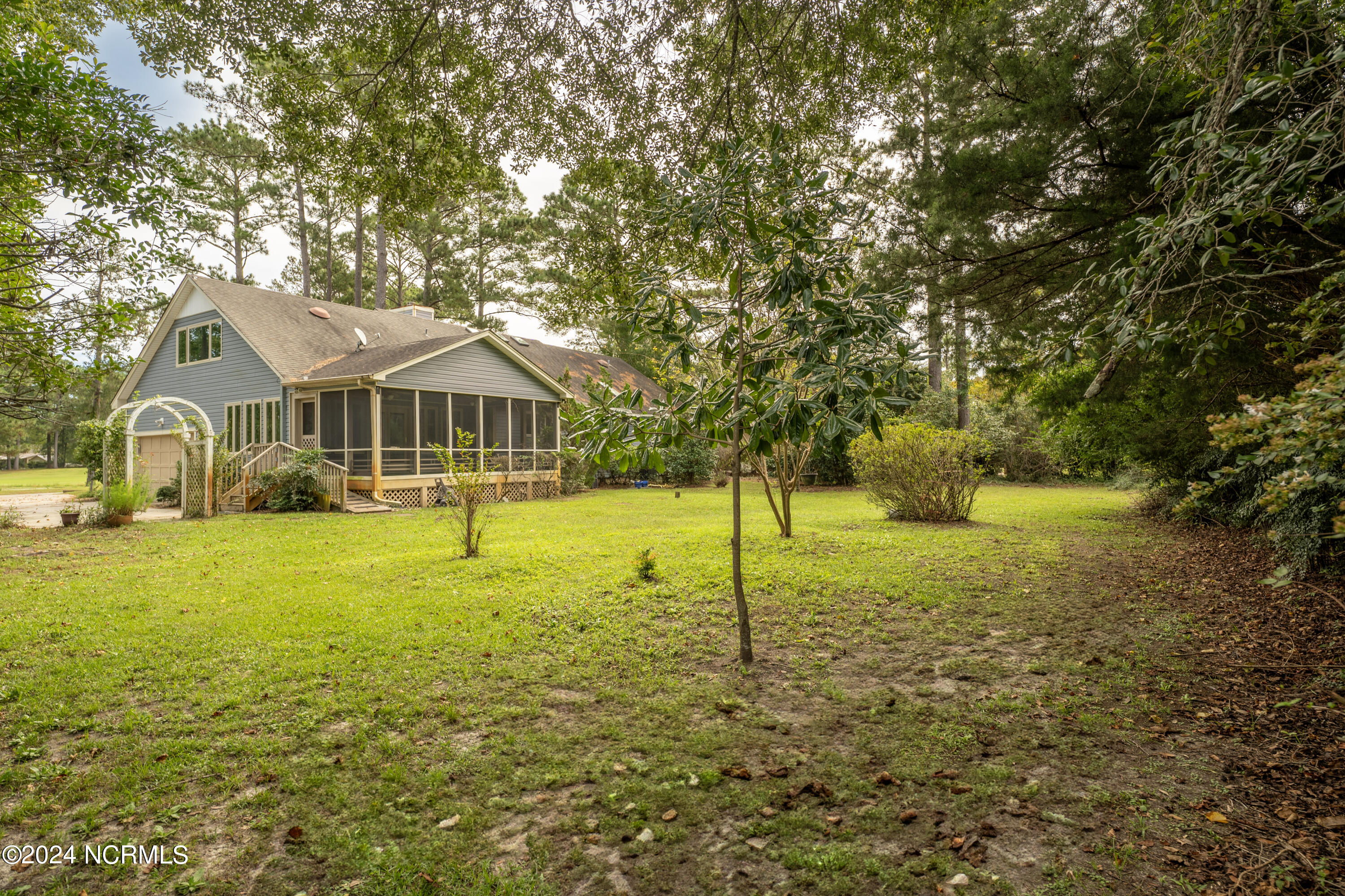 110 Olde Point Road Hampstead, NC 28443 - Photo 4 of 58 5-DSC00856-HDR