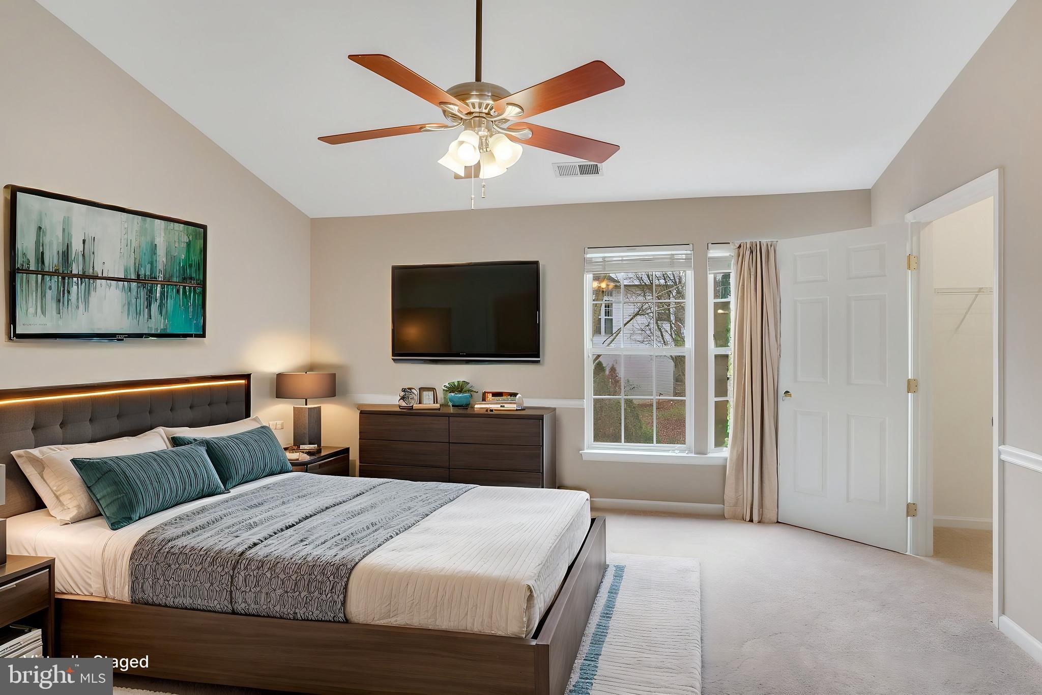 14481 Clubhouse Road Gainesville, VA 20155 - Photo 24 of 49 Virtually Staged Primary Bedroom