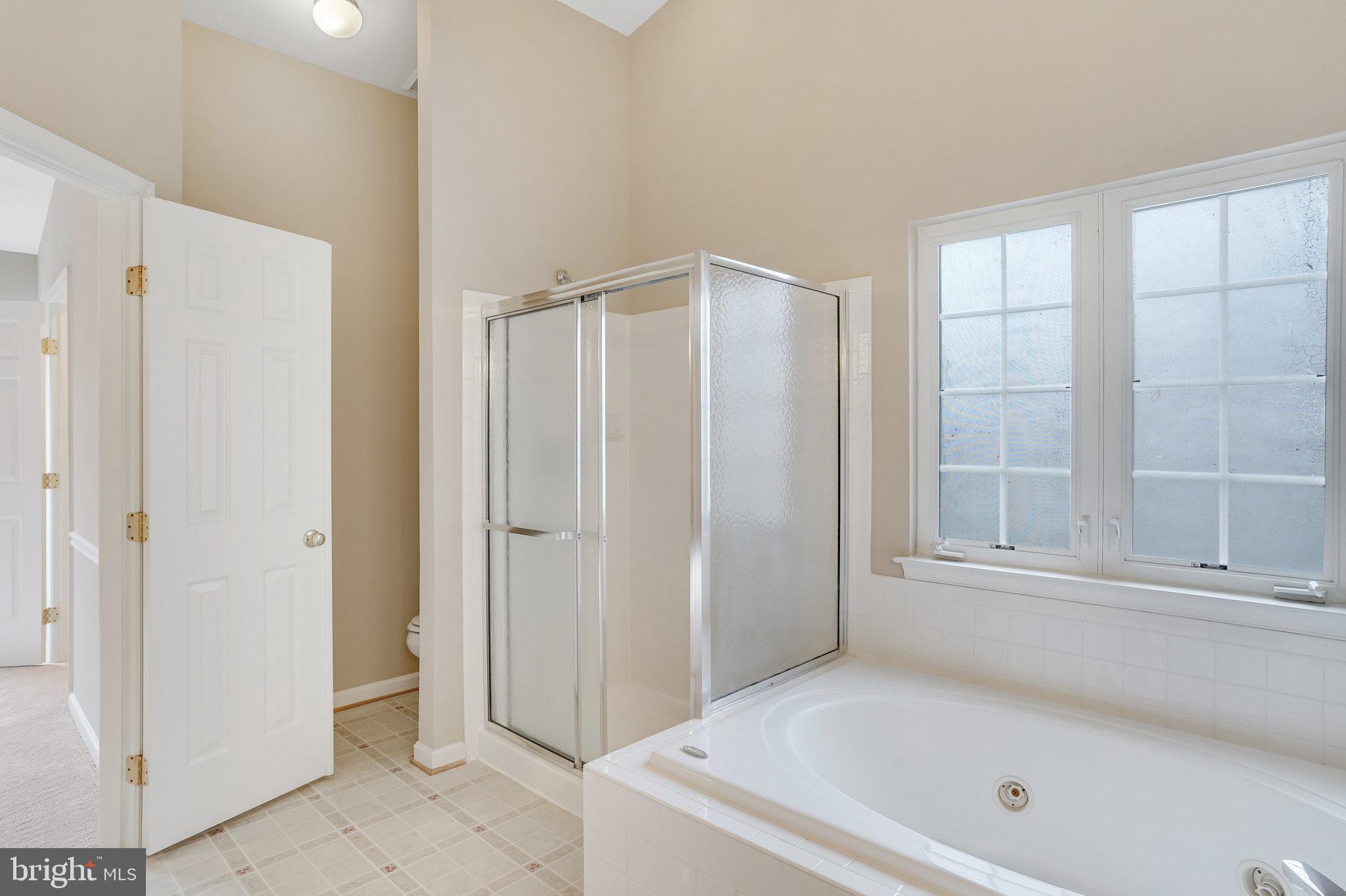 14481 Clubhouse Road Gainesville, VA 20155 - Photo 27 of 49 Primary Bath w/Separate Shower