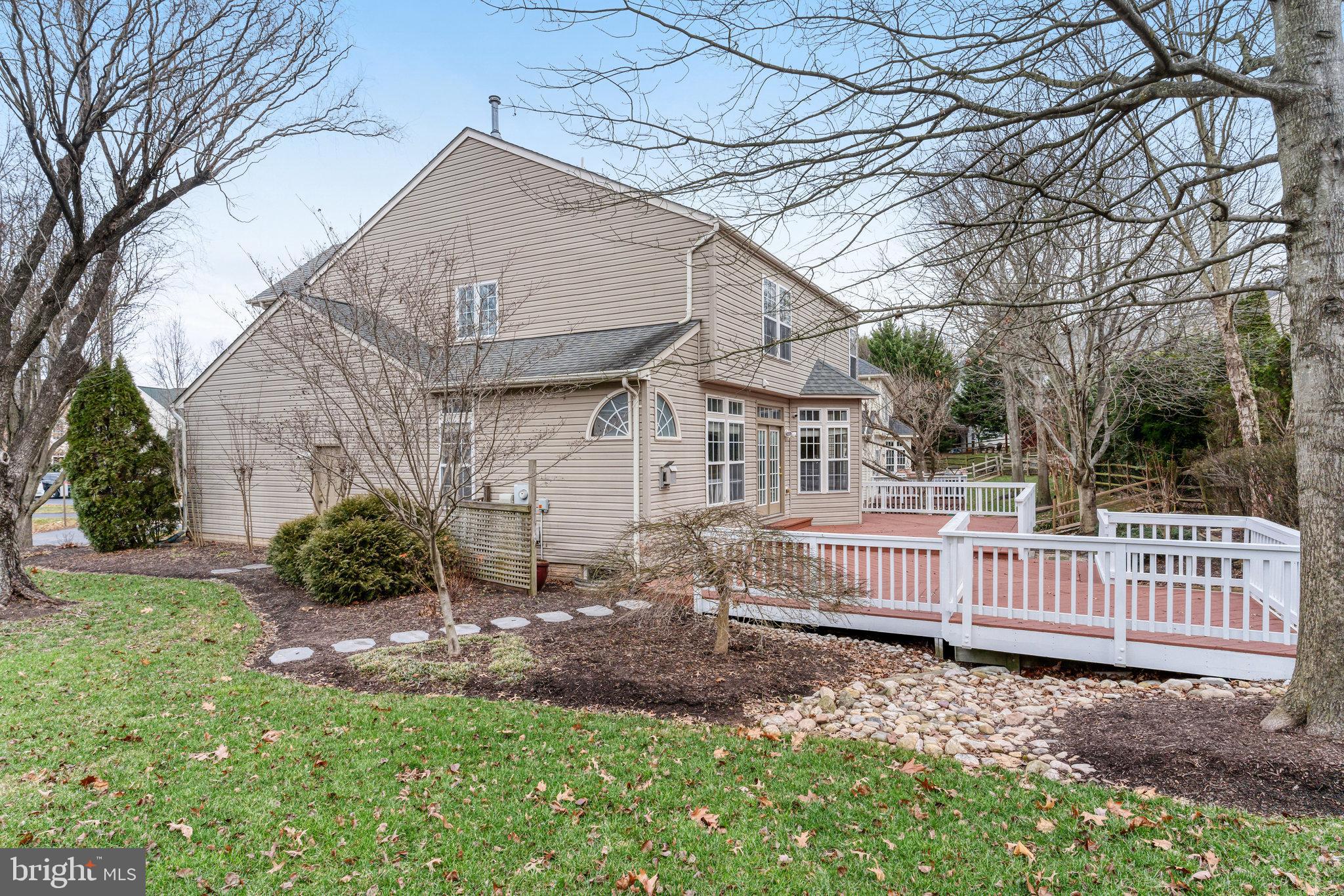 14481 Clubhouse Road Gainesville, VA 20155 - Photo 4 of 49 Large Side Yard w/Amazing Deck in Back Yard