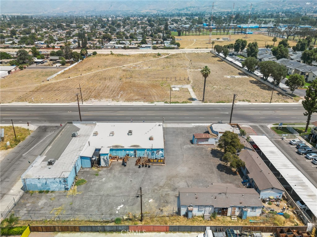 25899 East Baseline Street Highland, CA 92410 - Photo 10 of 12 a view of a terrace with skyline