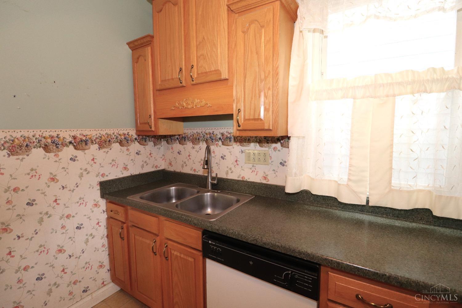 3326 Brotherton Road Cincinnati, OH 45209 - Photo 24 of 60 Gallery Image 24