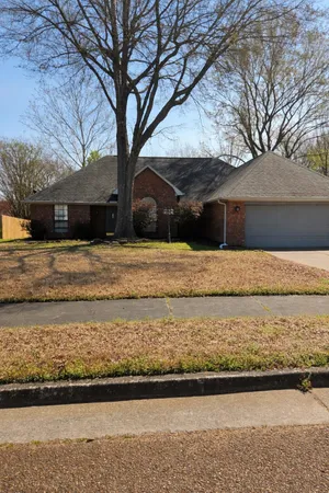 $310,000 | 3156 Via Lopez Drive, Bartlett, TN 38133