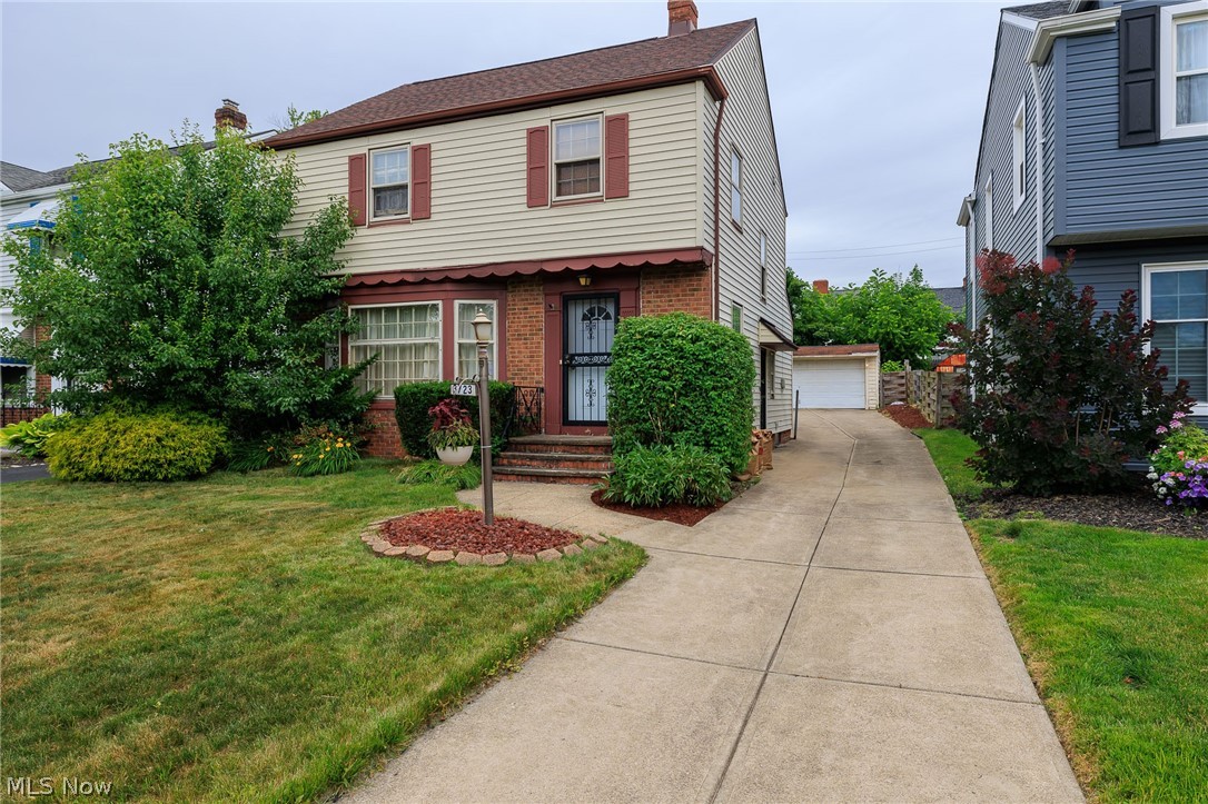 3723 Lindholm Road Cleveland, OH 44120 - Photo 1 of 27