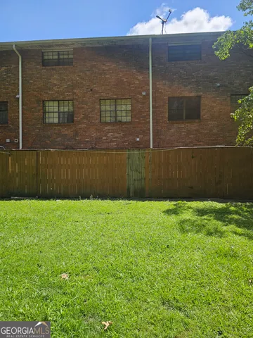 $84,900 | 6354 Shannon Parkway, Unit 11C, Union City, GA 30291