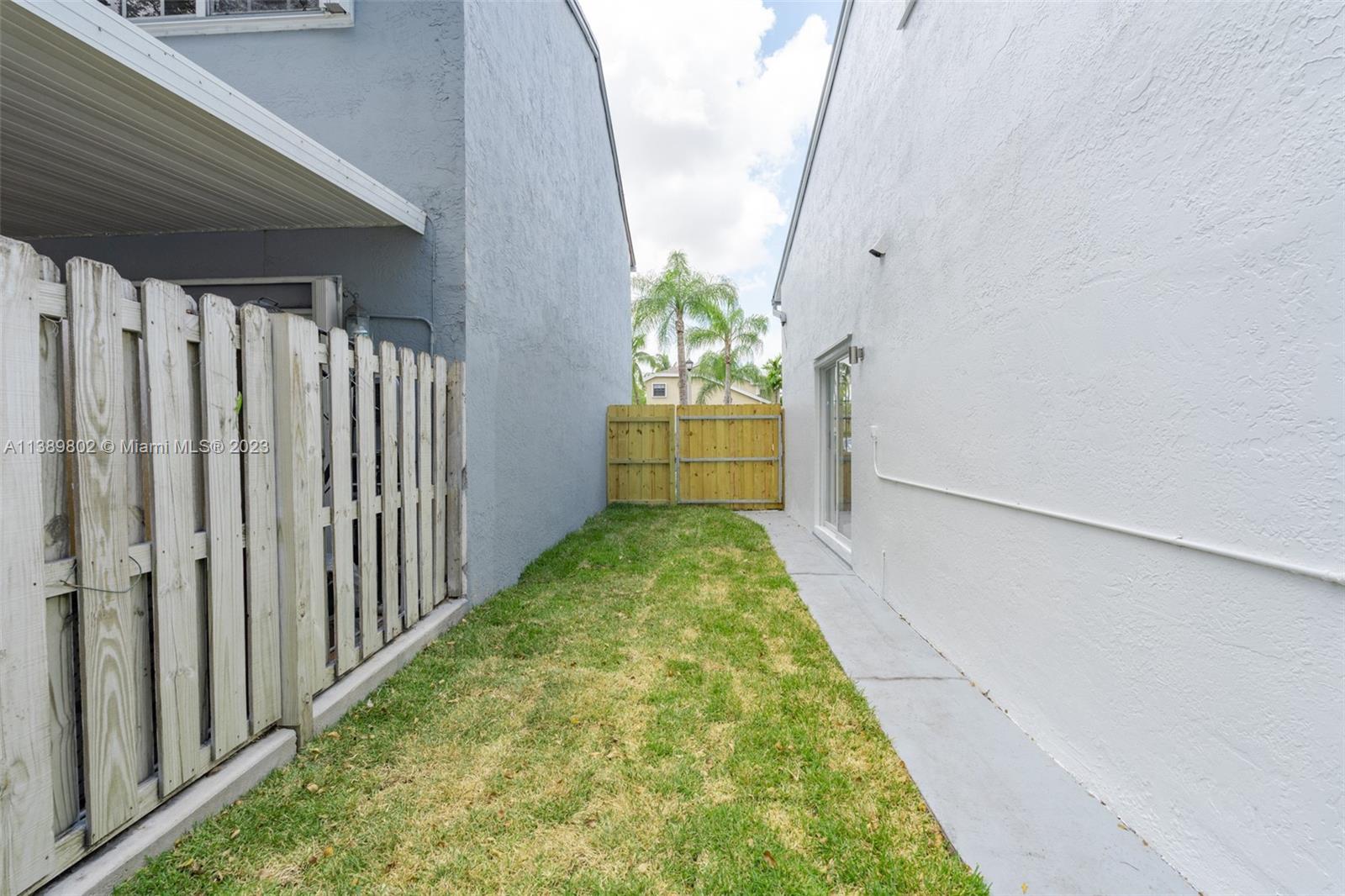 The Hammocks Miami, FL 33196 - Photo 11 of 38 a view of a backyard