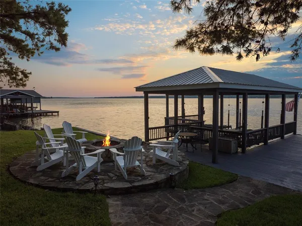 $1,199,000 | 385 County Road 2610, Pittsburg, TX 75686
