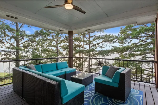 $1,199,000 | 385 County Road 2610, Pittsburg, TX 75686