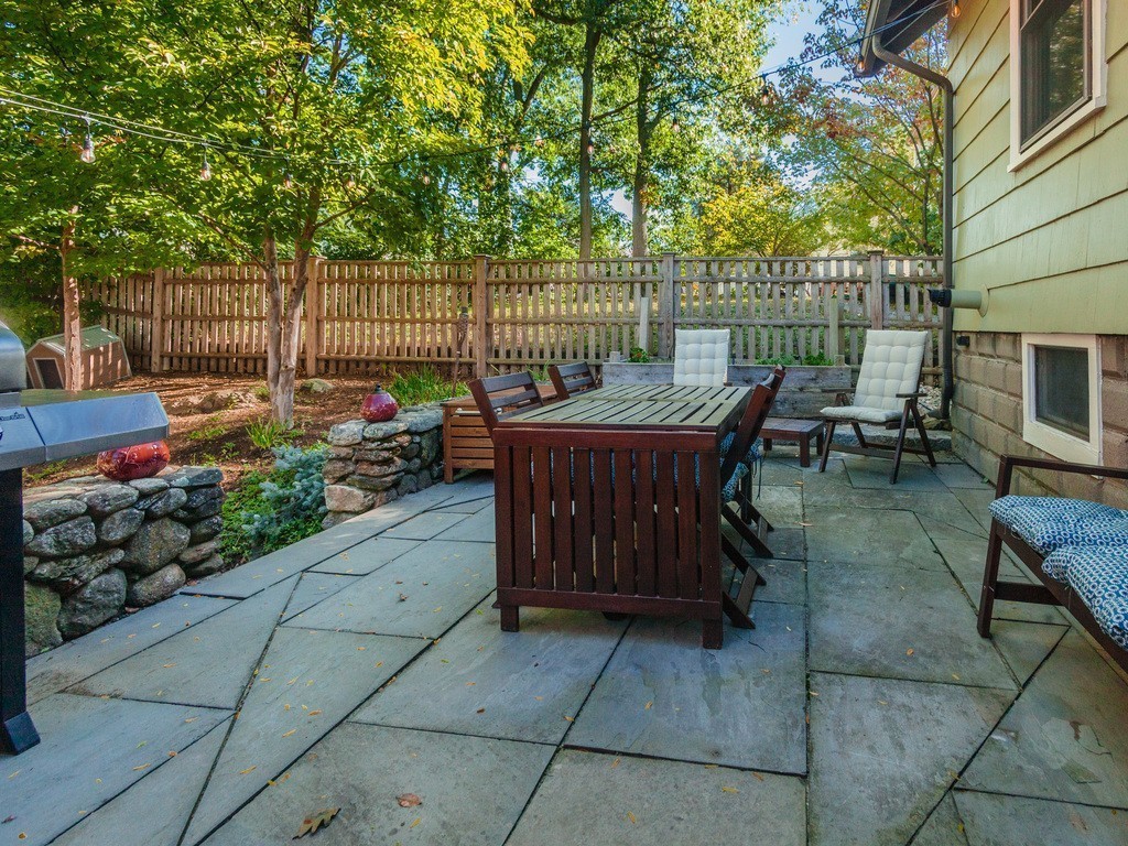 39 Virginia Road Waltham, MA 02453 - Photo 21 of 23