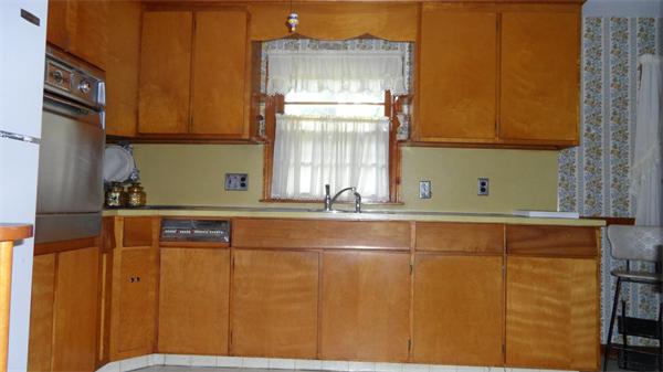301 Old Farm Road Springfield, MA 01119 - Photo 6 of 20