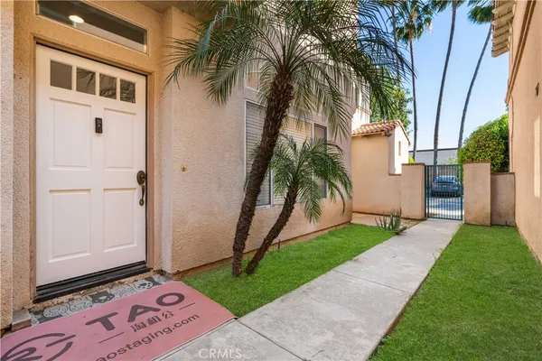 $950,000 | 688 North Rimsdale Avenue, Unit 13, Covina, CA 91722