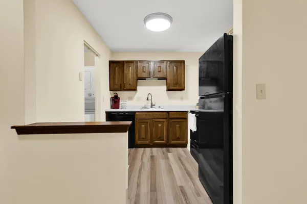 $100,000 | 8643 North Servite Drive, Unit 115, Milwaukee, WI 53223