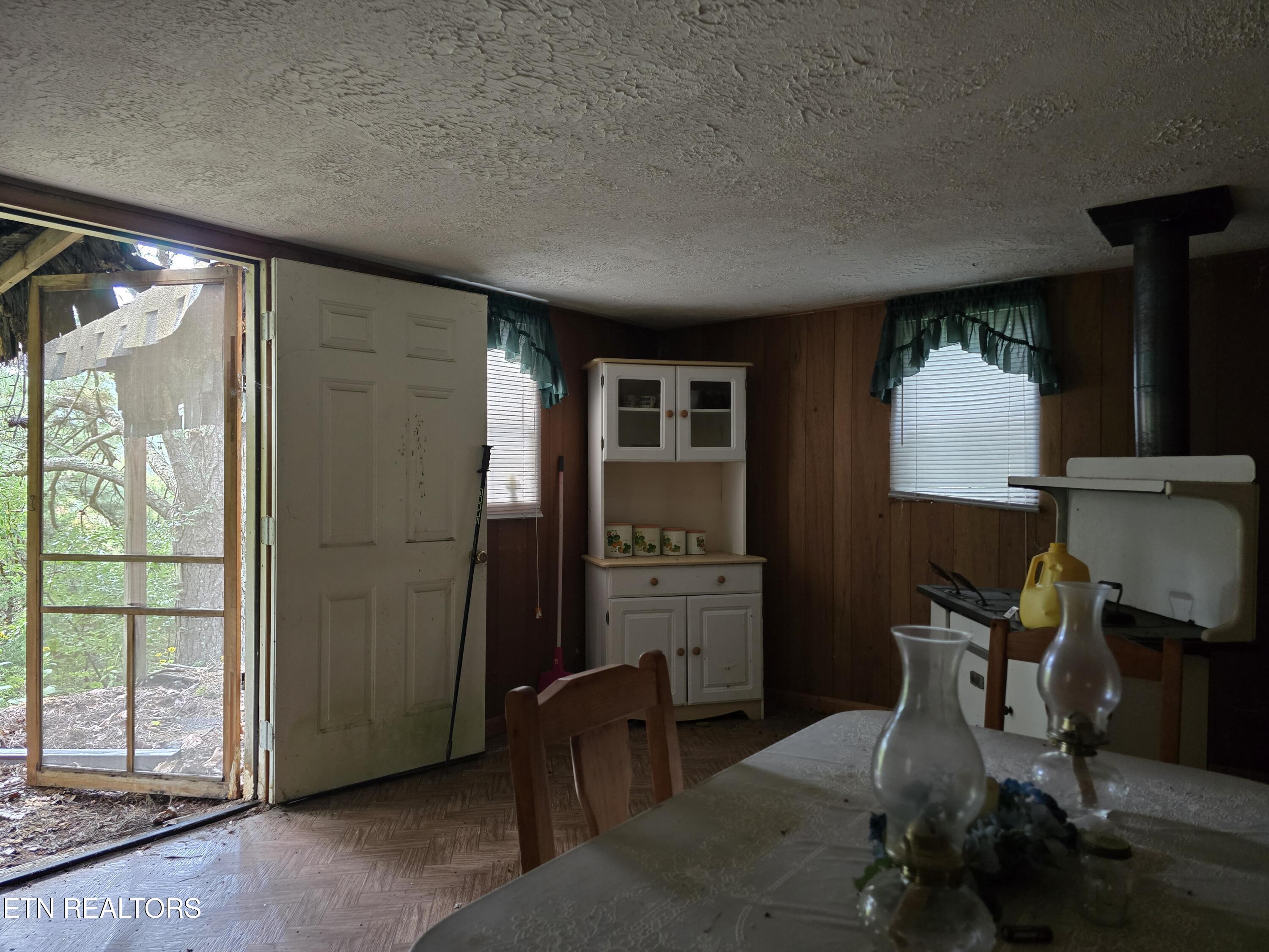 East Pumpkin Valley Road Eidson, TN 37731 - Photo 32 of 58 20250916_102345