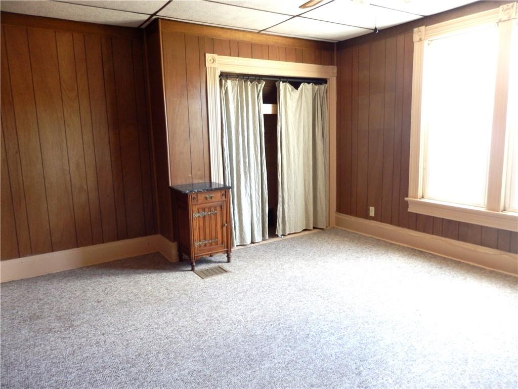 621 Williams Street Confluence, PA 15424 - Photo 17 of 21 an empty room with windows