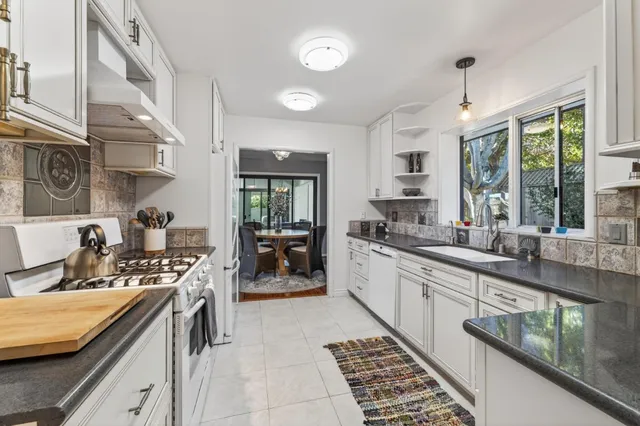 $3,275,000 | 859 Balboa Avenue, Pacific Grove, CA 93950