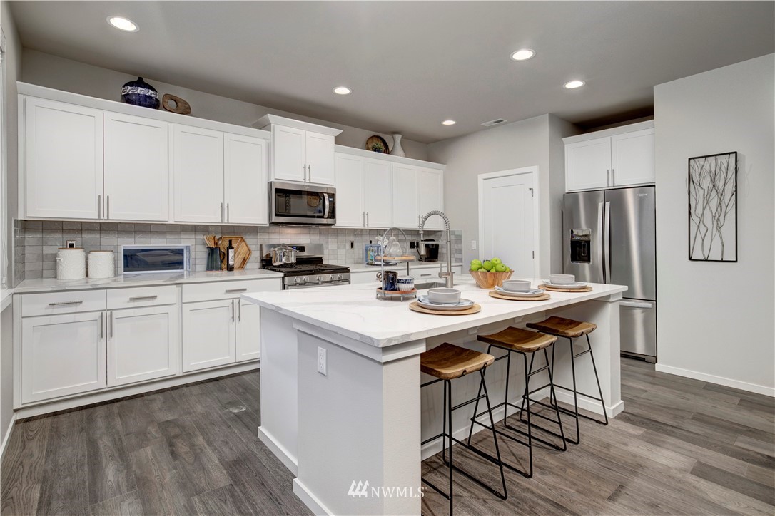 18718 Meridian Place West, Unit CC 04 Bothell, WA 98012 - Photo 13 of 35 Gallery Image 13