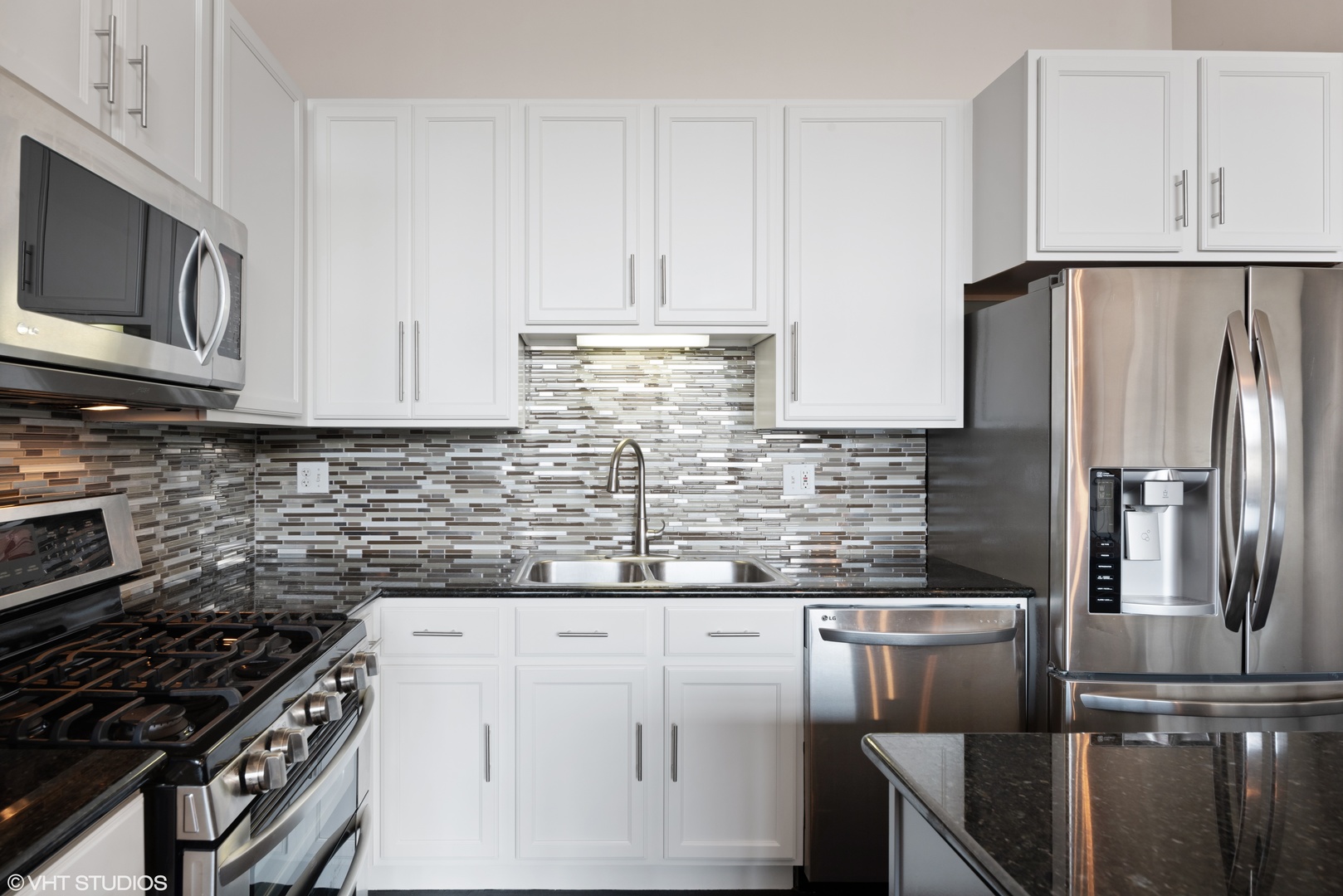 215 North Aberdeen Street, Unit 311A Chicago, IL 60607 - Photo 11 of 22